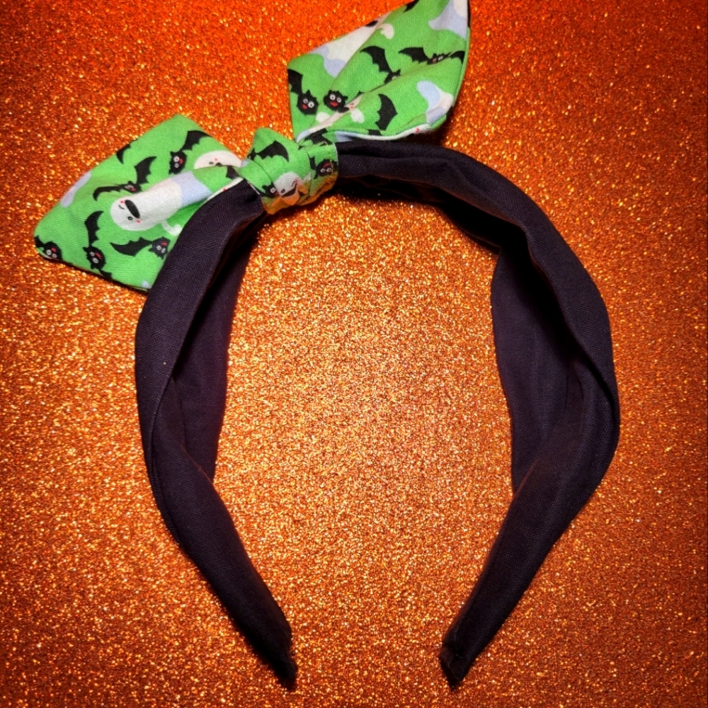 Halloween headband. Ghost and Bats.